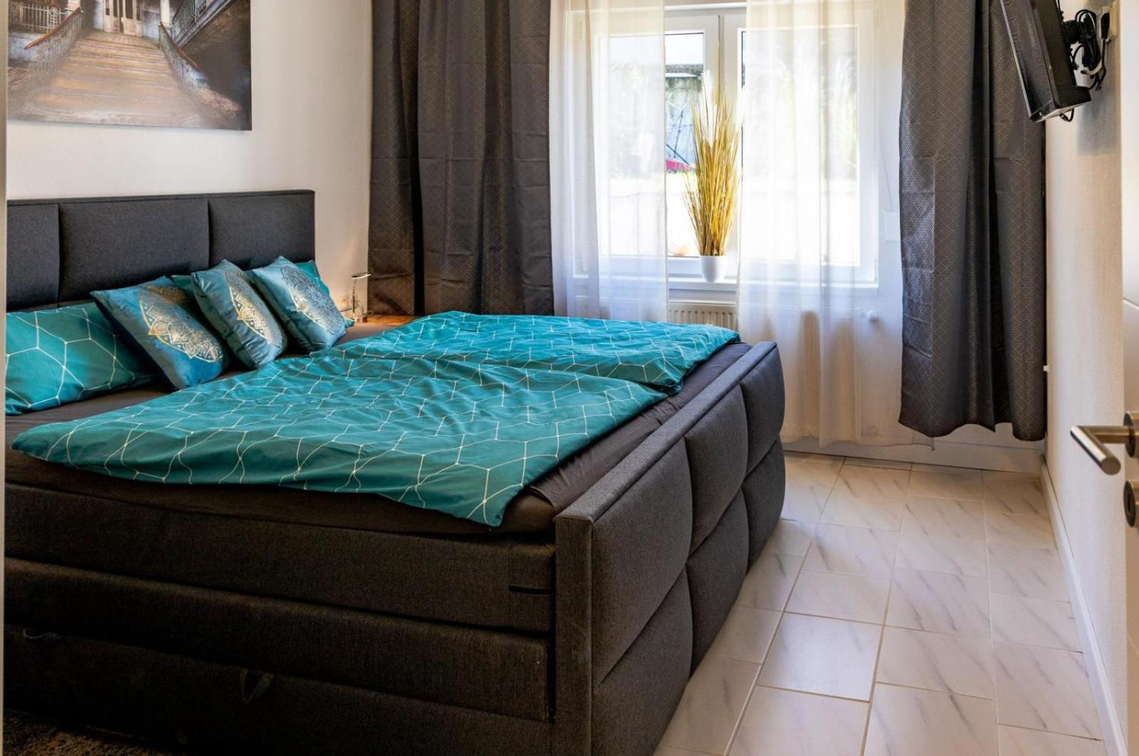 Ferienwohnung Moselgold Burg  ภายนอก รูปภาพ